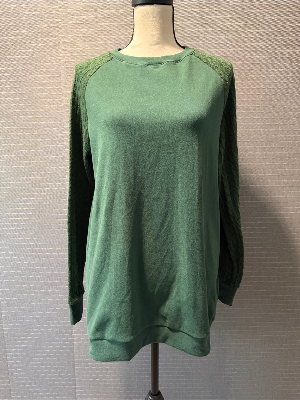 Green Cable-knit Sleeve Pullover Sweater
